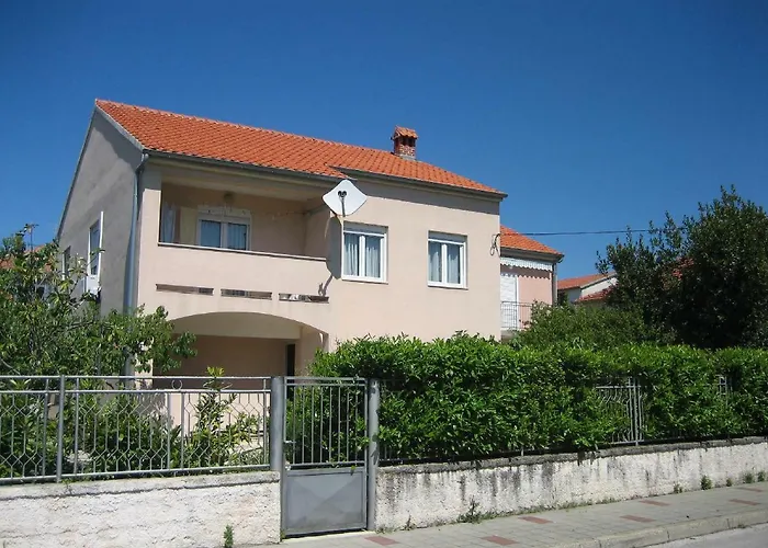 Tihi Apartman